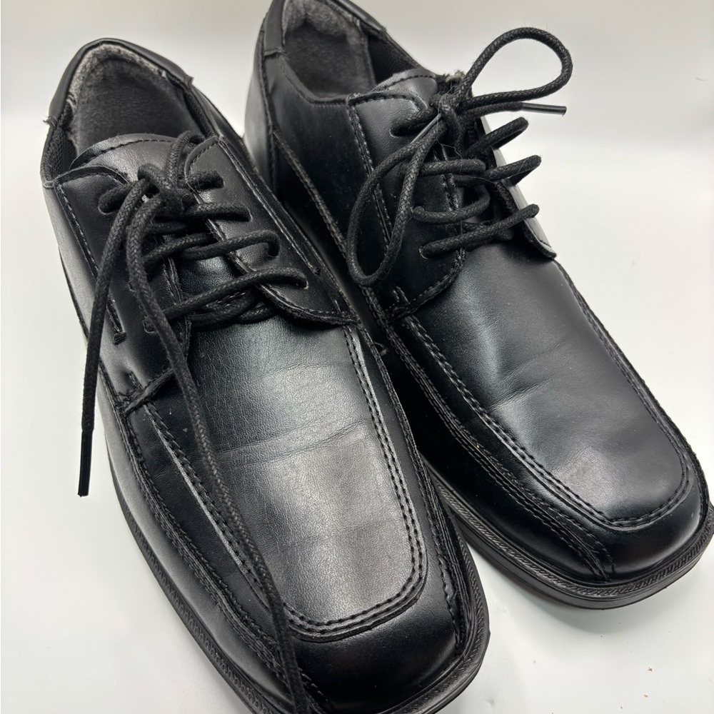Men's Black Dress shoes 7.5